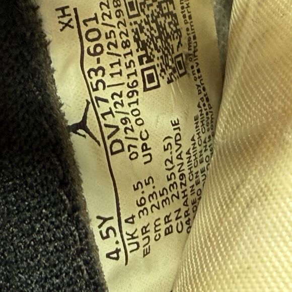 Youth 4.5 fits Womens 6-Air Jordan 1 High OG Spider-Man Across the Spider-Verse - Picture 8 of 9